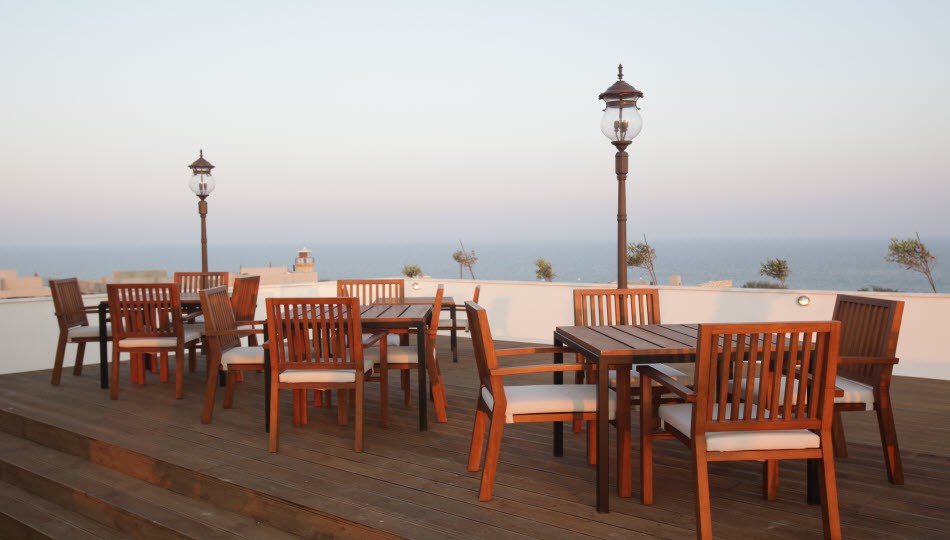 Dining E Hotel Spa & Resort